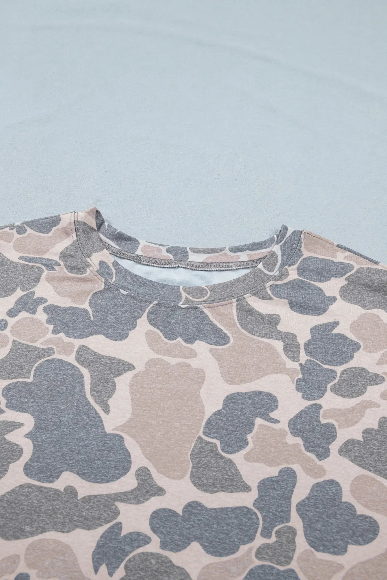 Retro Camouflage Print Plus Size T Shirt: Multicolour / XL
