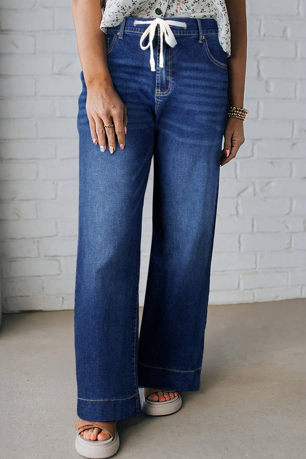 Acid Wash Contrast Lace-up Plus Size Jeans: Iceland Blue / Plus Size / Plus-3X