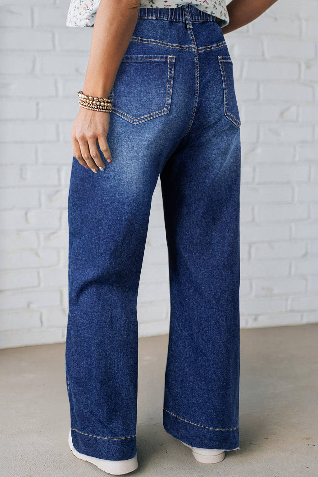 Acid Wash Contrast Lace-up Plus Size Jeans: Iceland Blue / Plus Size / Plus-2X