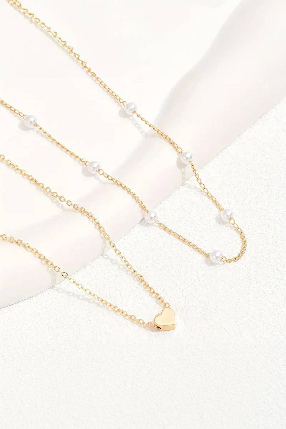 Gold Plated Heart and Pearl Detail 2pcs Layered Necklace: Gold