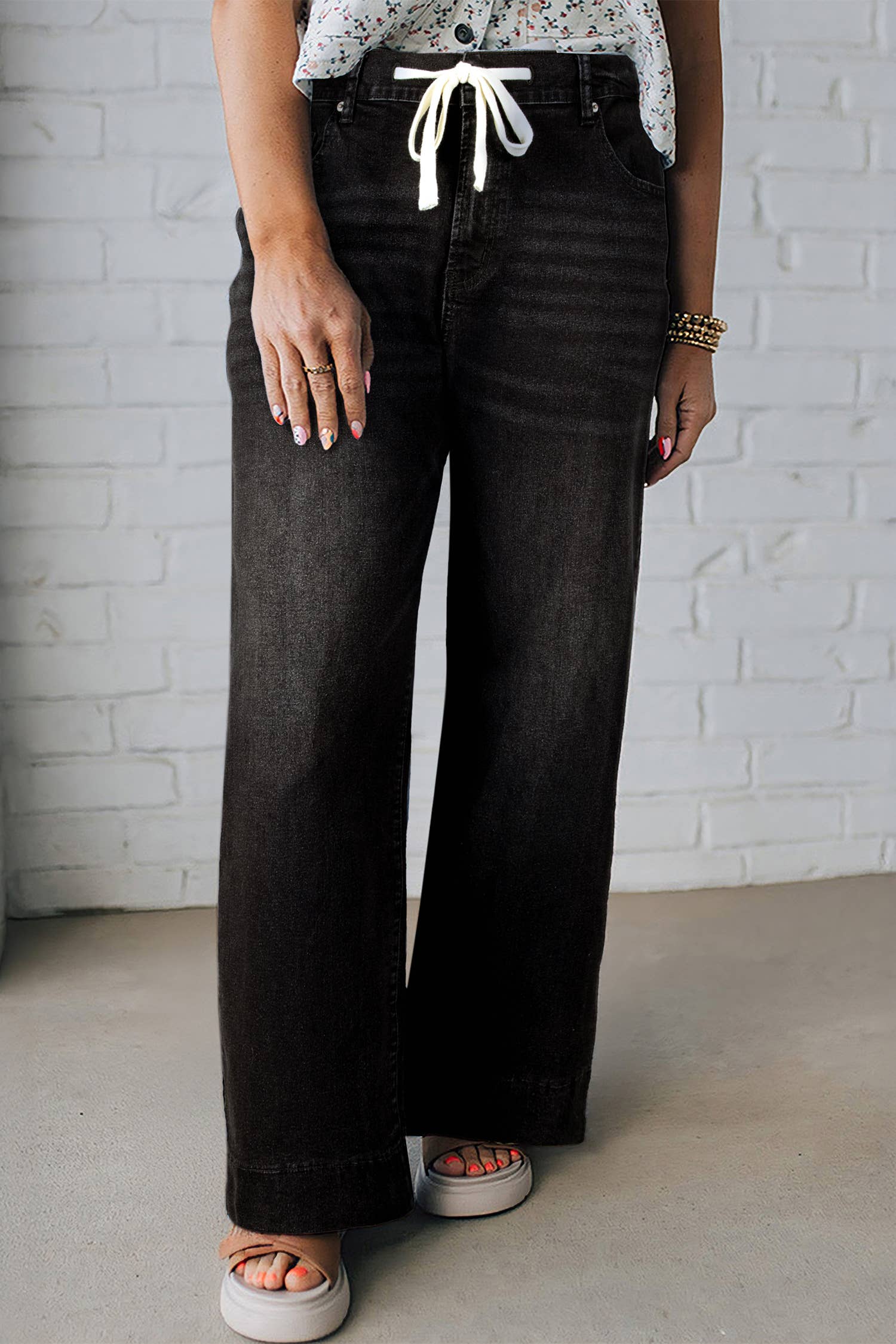 Acid Wash Contrast Lace-up Plus Size Jeans: Iceland Blue / Plus Size / Plus-3X