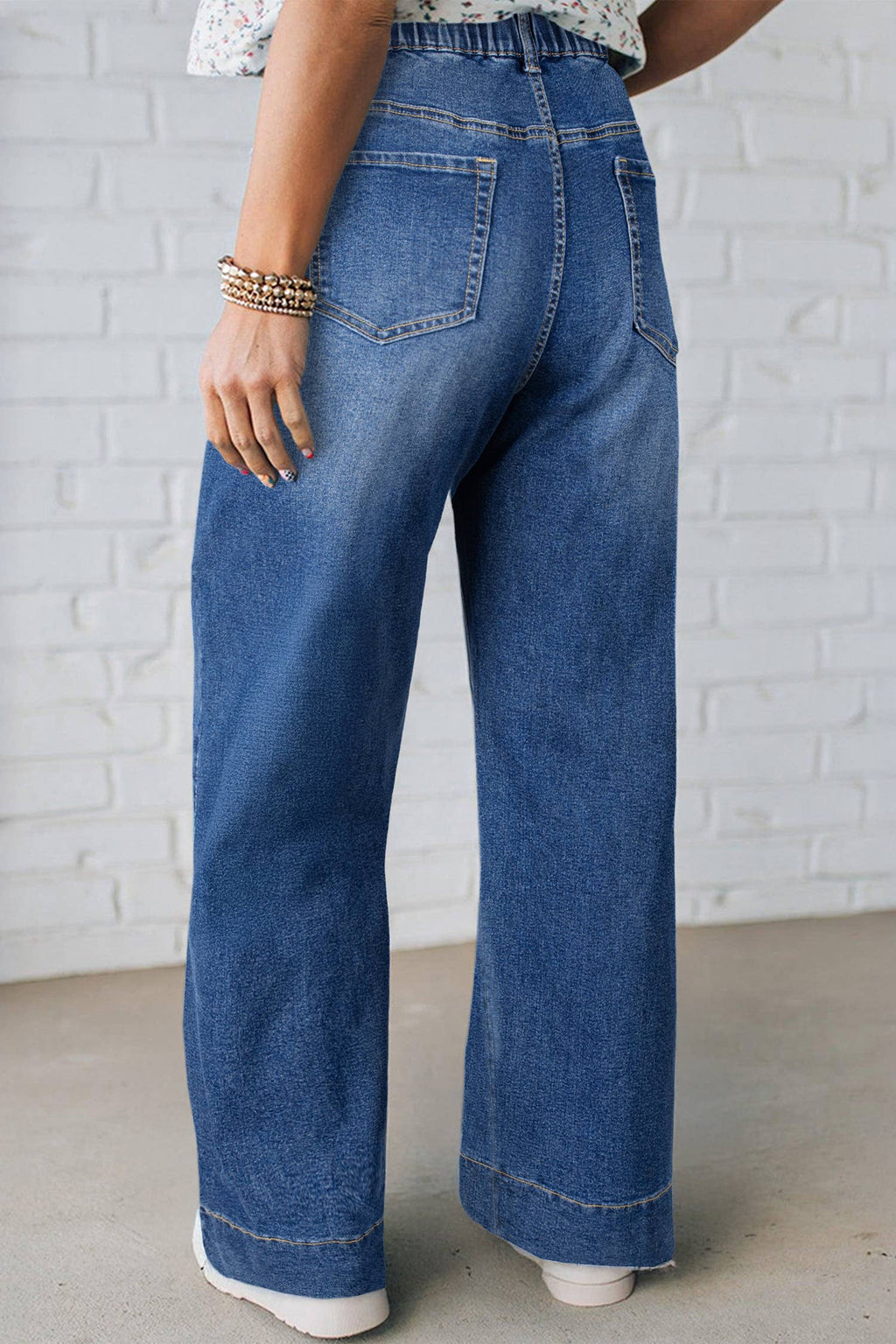 Acid Wash Contrast Lace-up Plus Size Jeans: Iceland Blue / Plus Size / Plus-3X
