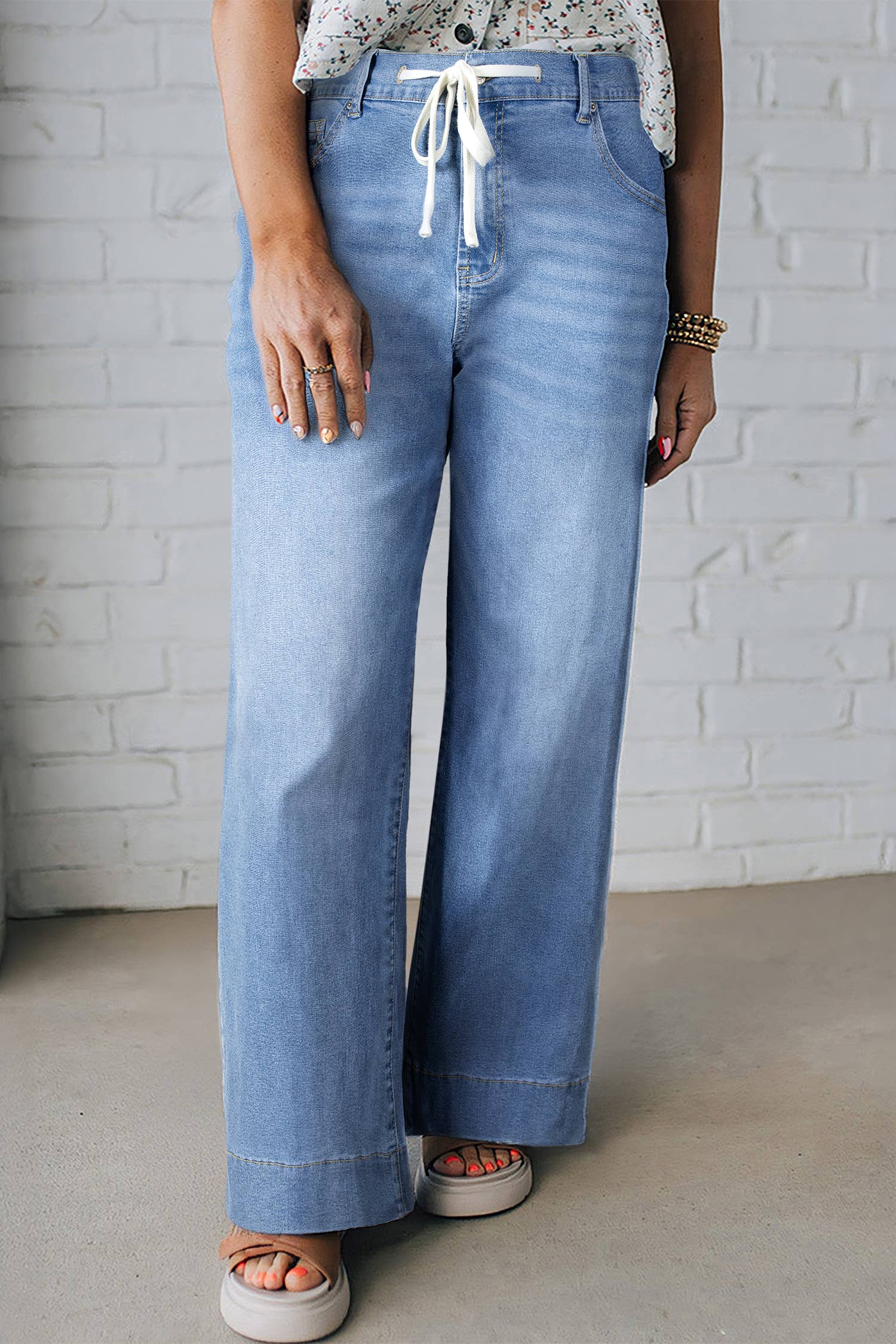 Acid Wash Contrast Lace-up Plus Size Jeans: Iceland Blue / Plus Size / Plus-3X