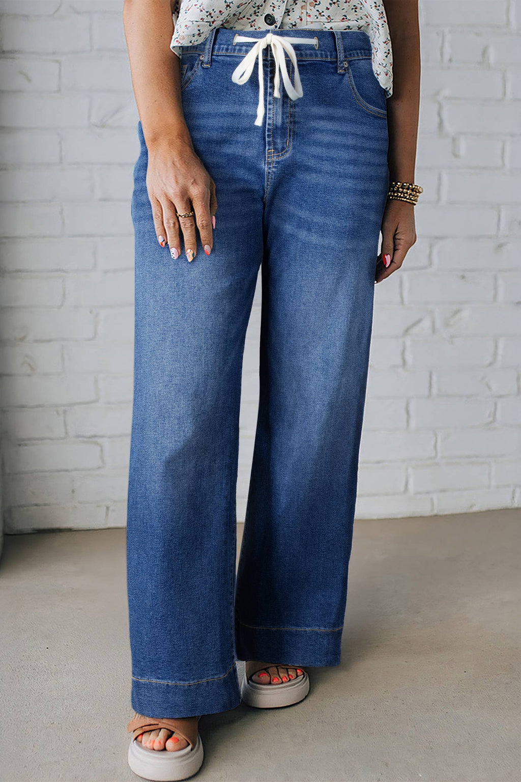 Acid Wash Contrast Lace-up Plus Size Jeans: Iceland Blue / Plus Size / Plus-4X
